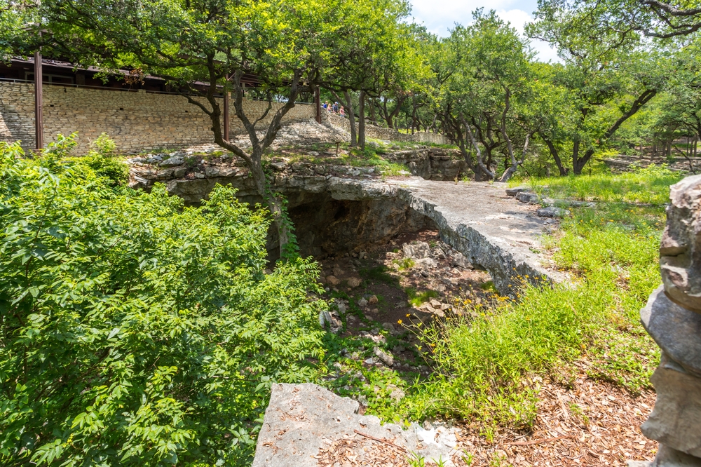 Entrance to the Natural Bridge Caverns in Texas, USA 